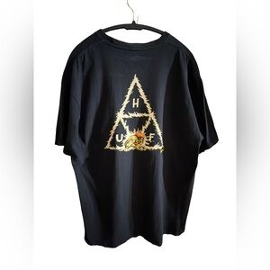 HUF Black Crewneck Tee with Subtle Logo Tag- Street Fighter Blanka